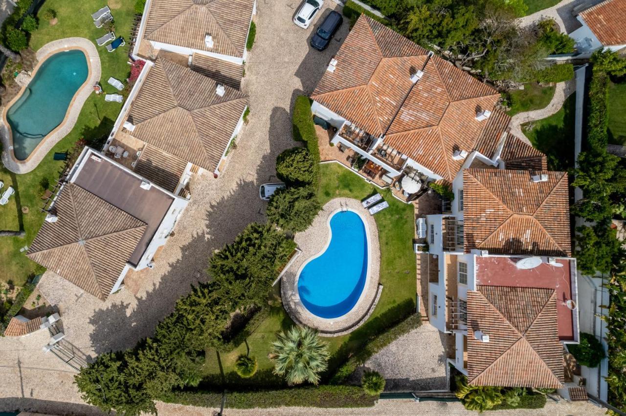 Holiday home Coolhouses Luz, 3 Bed Linked House, Shared Pool, A Stone's Throw Of The Sea, Casa Sirrah