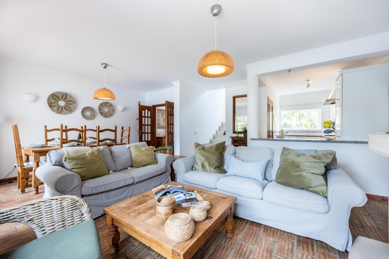 Coolhouses Luz, 3 Bed Linked House, Shared Pool, A Stone's Throw Of The Sea, Casa Sirrah Holiday home Praia Da Luz