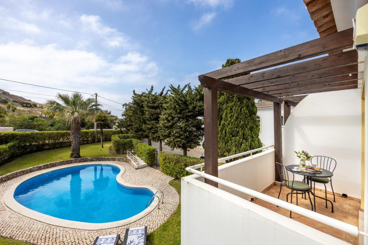 Holiday home Coolhouses Luz, 3 Bed Linked House, Shared Pool, A Stone's Throw Of The Sea, Casa Sirrah Praia Da Luz