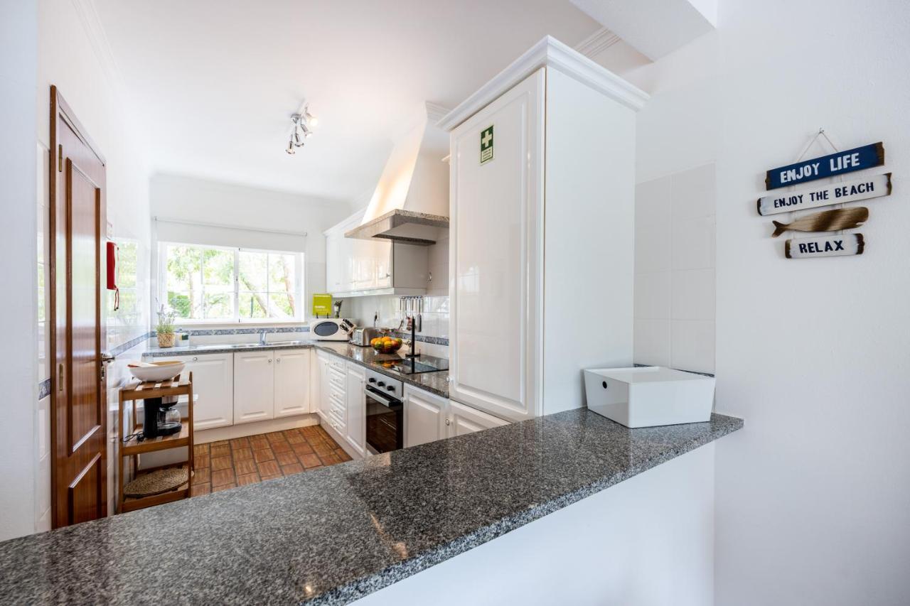 Coolhouses Luz, 3 Bed Linked House, Shared Pool, A Stone's Throw Of The Sea, Casa Sirrah Holiday home Praia Da Luz