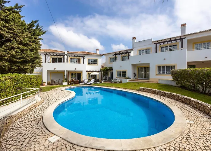 Coolhouses Luz, 3 Bed Linked House, Shared Pool, A Stone\'S Throw Of The Sea, Casa Sirrah