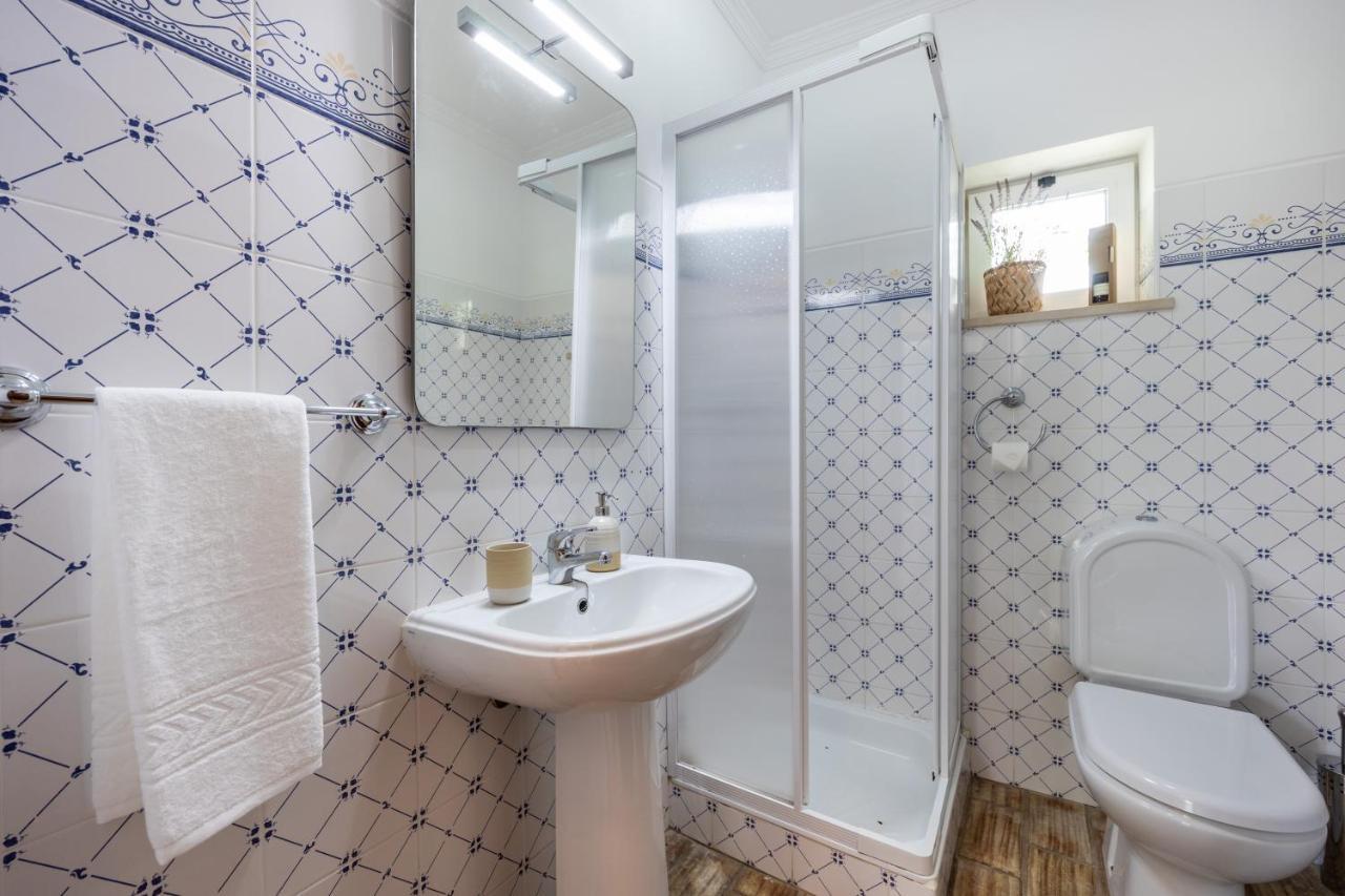 Coolhouses Luz, 3 Bed Linked House, Shared Pool, A Stone's Throw Of The Sea, Casa Sirrah Casa de Férias